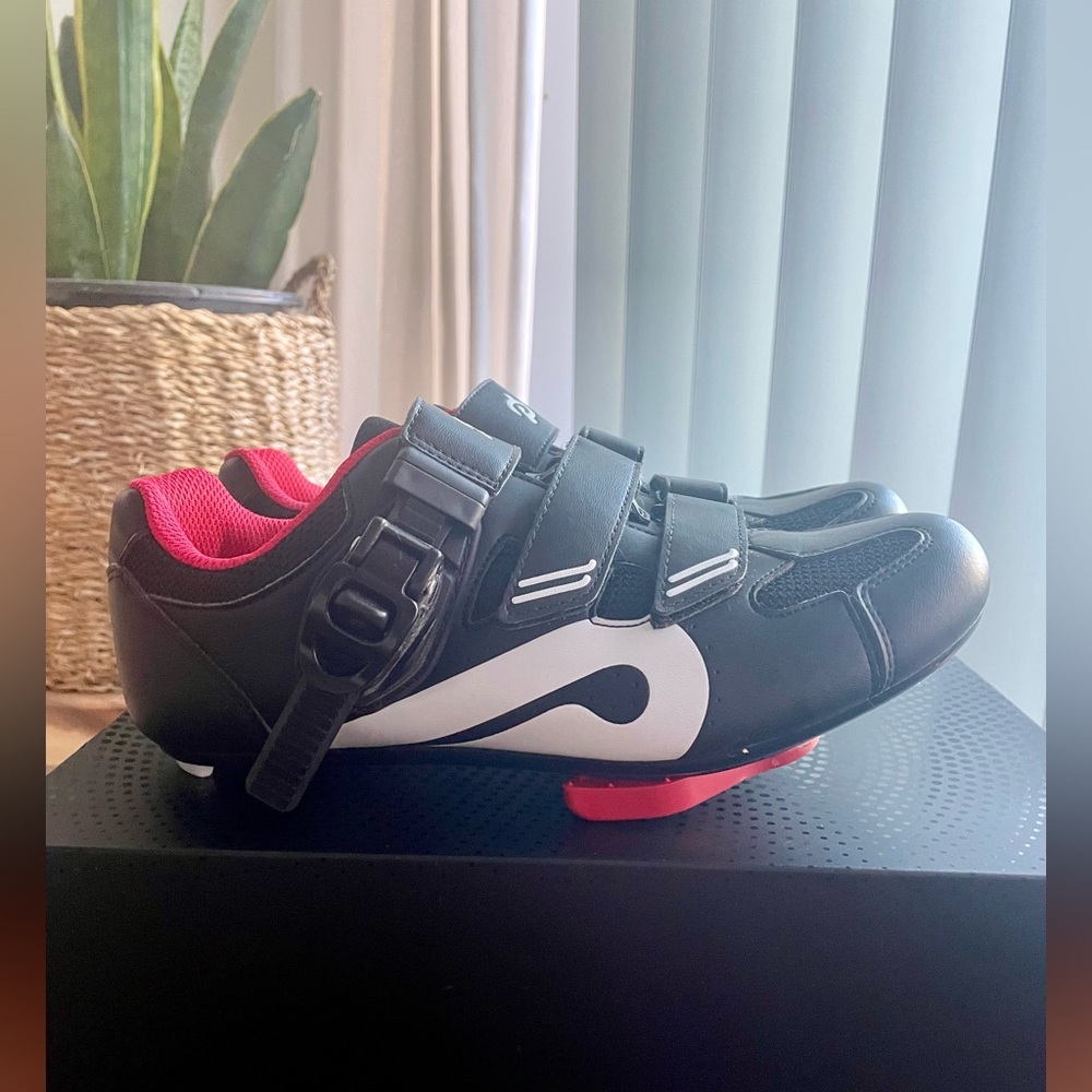 Peloton Cycling Shoes size 38